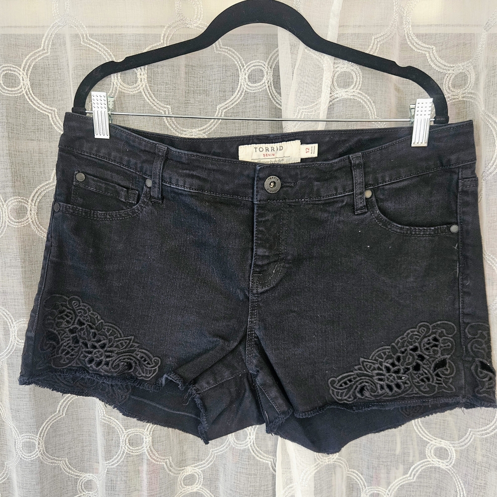 Torrid High Rise Black Shorts Plus Size Embroidered Denim Shorts Size 12